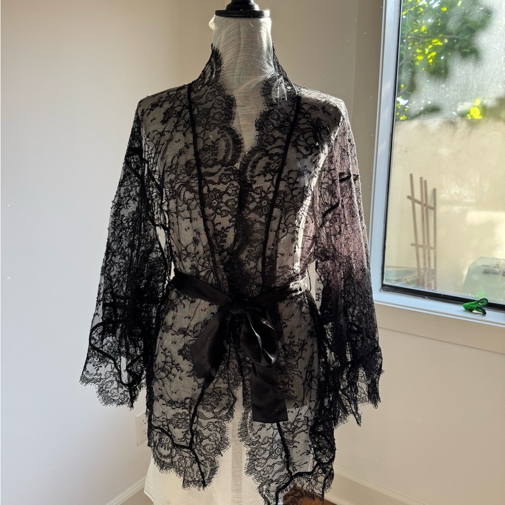 Agent Provocateur kimono - Picture 2 of 8